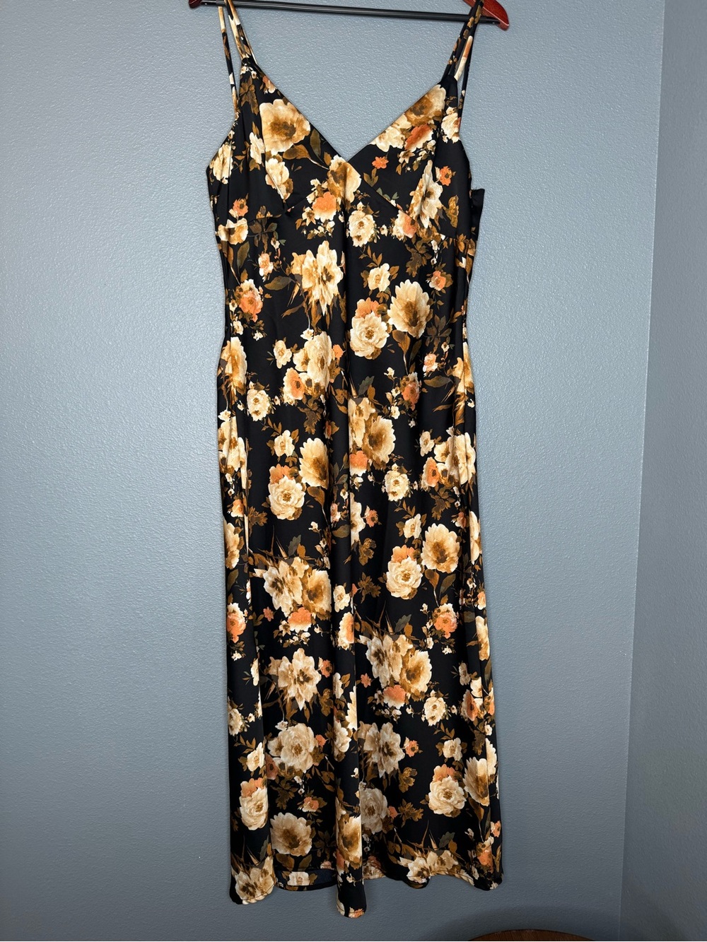 Blu Pepper Floral Maxi Dress Large Womens Black V Neck Spaghetti Strap